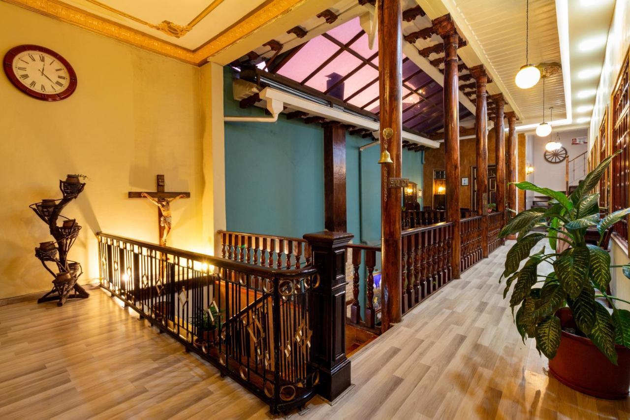Hotel Majestic 1 Cuenca Exterior photo